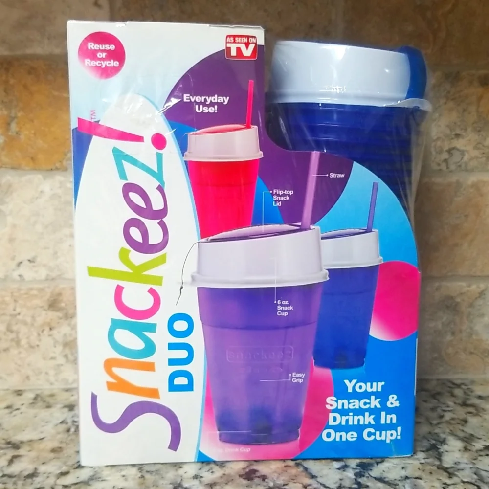Snackeez! Duo Snack & Drink Combo Pack